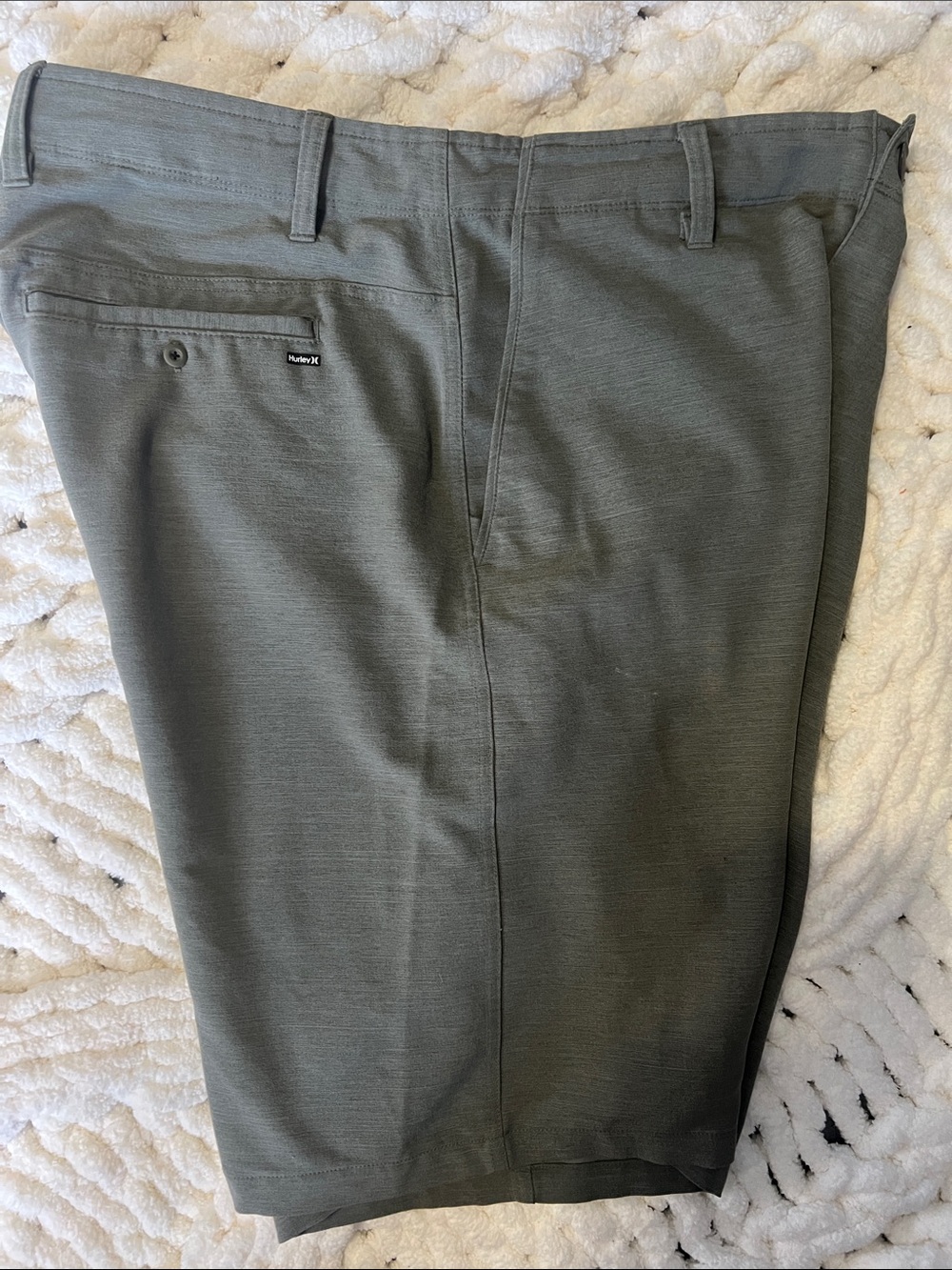 Hurley Men's Olive Green Flat-Front Casual Shorts - Picture 4 of 4